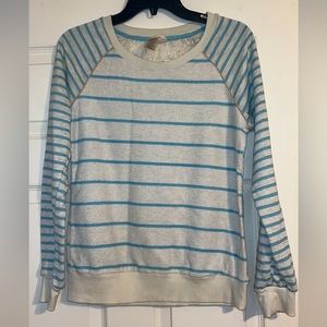 Junior’s self esteem striped sweater (lg)